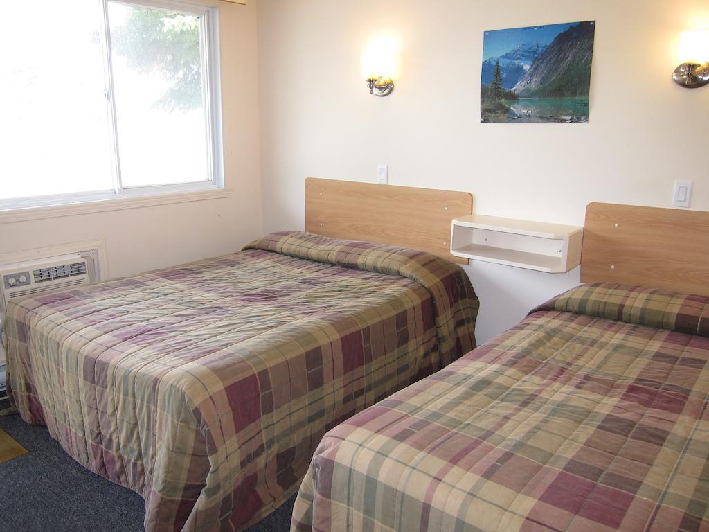Motel Sainte Catherine Habitación foto